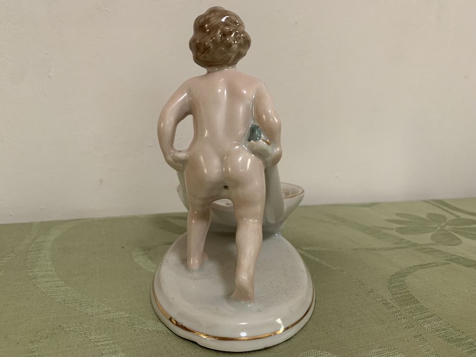 Порцеланова българска фигурка СИП