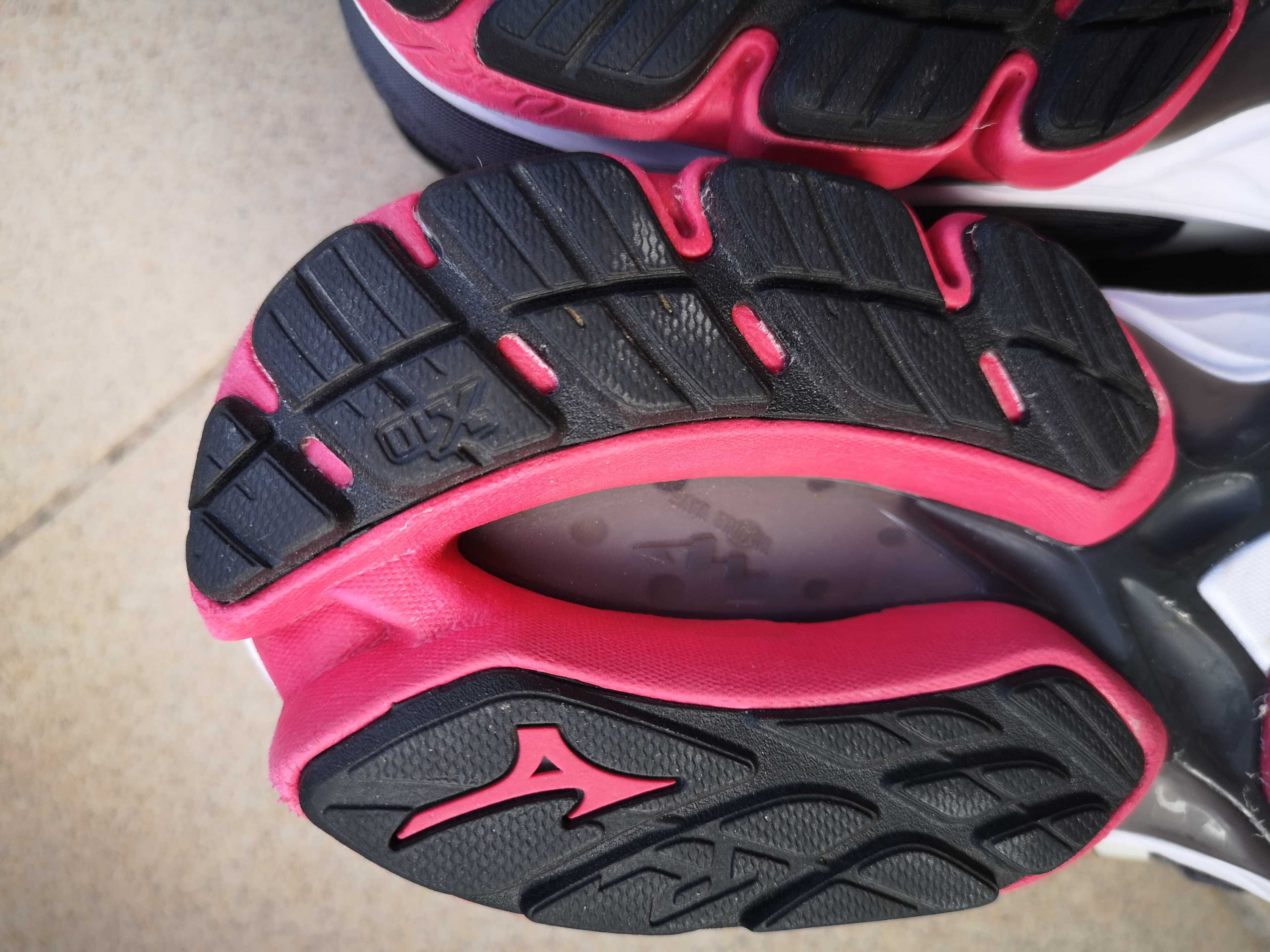 Дамски маратонки Mizuno wave rider 41 номер