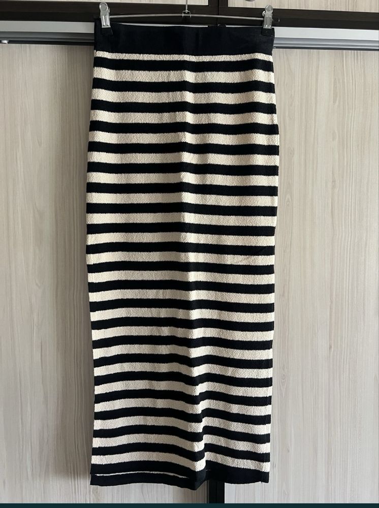 Дамска кожена пола , пайетена и дълга пола H&M