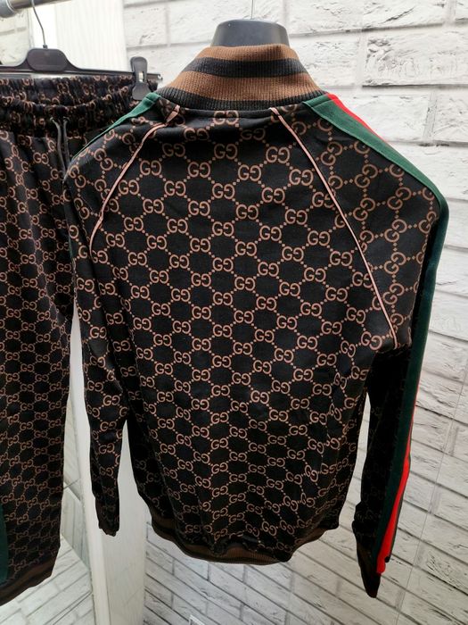 Мъжки екип високо качество