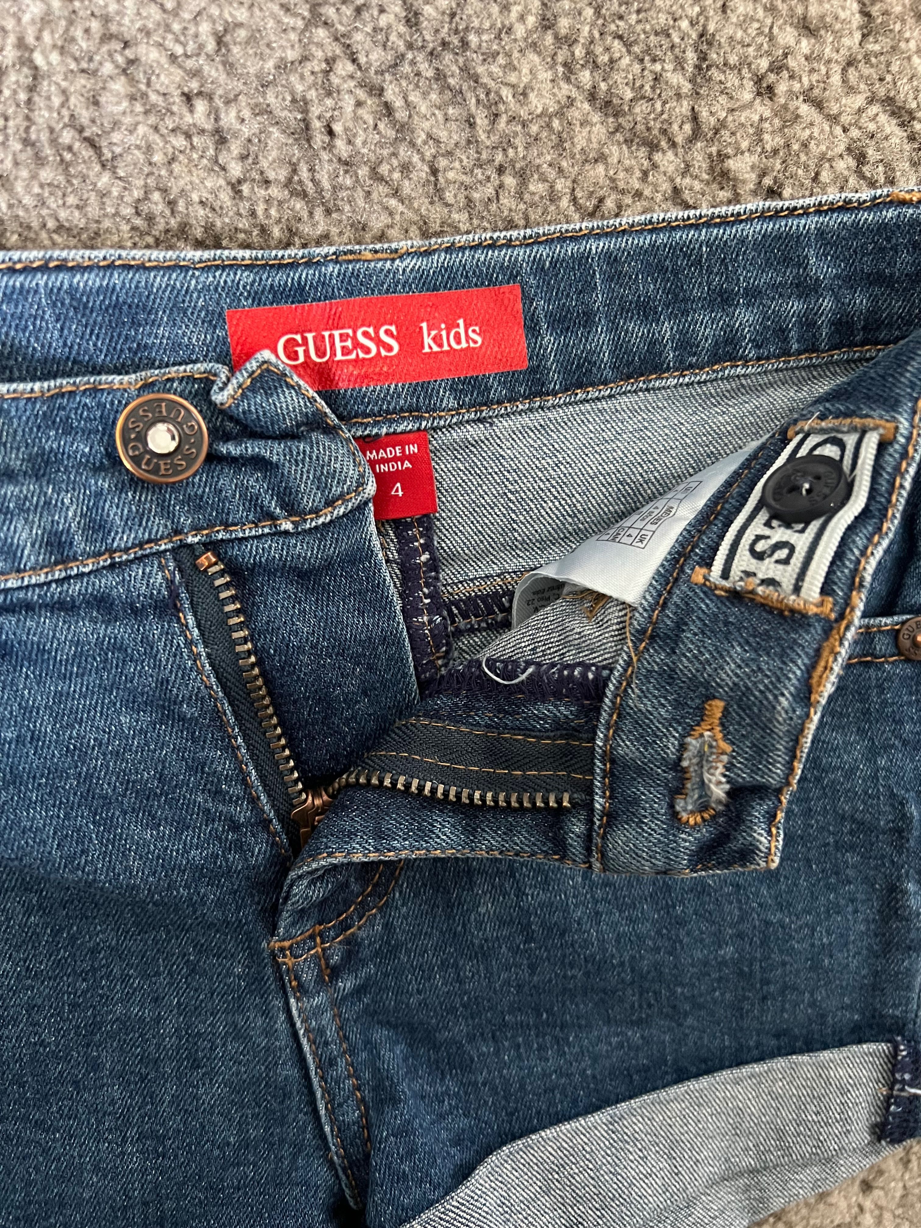 Детски дънкови къси гащи Guess