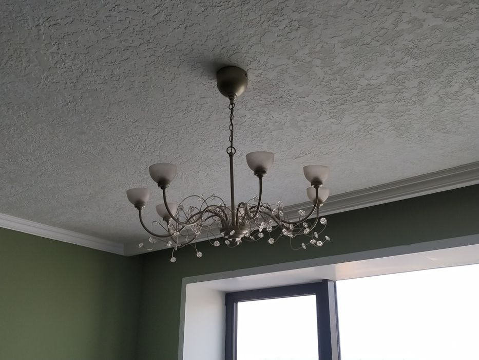 Люстра для гостинной