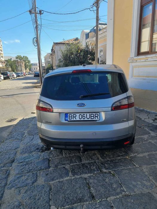 Vând Ford s max 2006