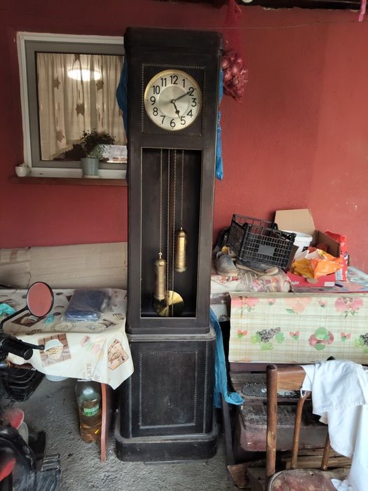 Ceas de podea perfect funcțional