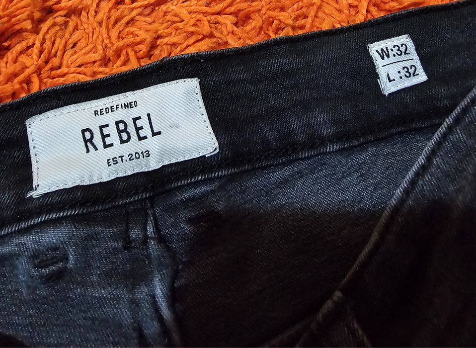Blugi Redefined Rebel