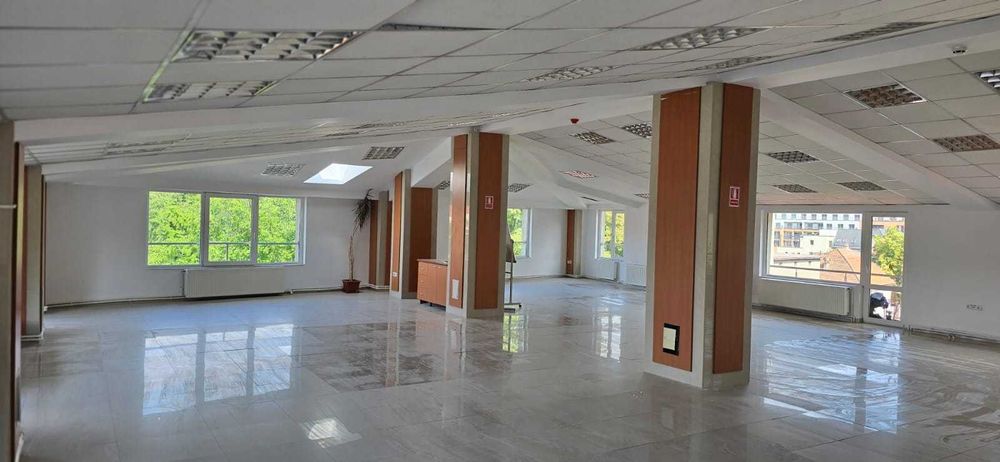 Spațiu multifuncțional pretabil birouri - Central - Anunț proprietar