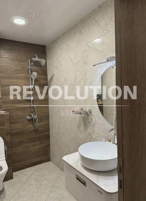 Дава се под наем Тристаен апартамент в Варна, м-т Траката - 70 кв.м за 600 € - Снимка #6