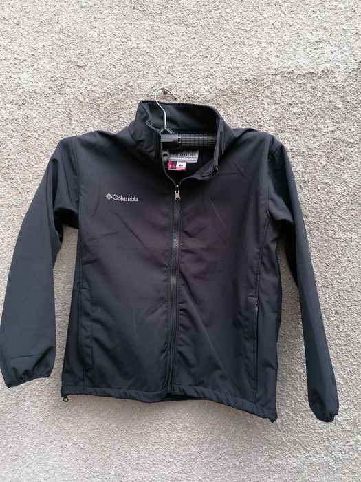 Продавам ново синьо яке 2 в 1 зимно (пролет - есен)  Columbia