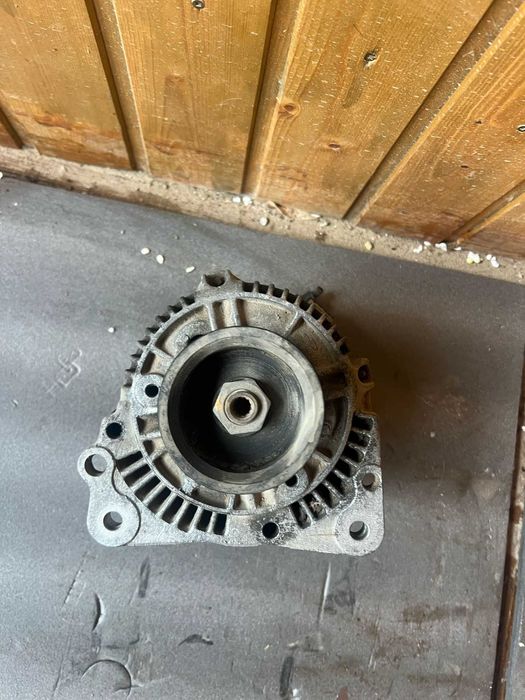 Alternator Volkswagen Transporter T4 2.5 TDI