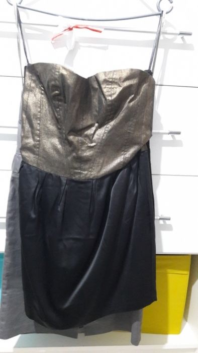 Rochie eveniment Bershka