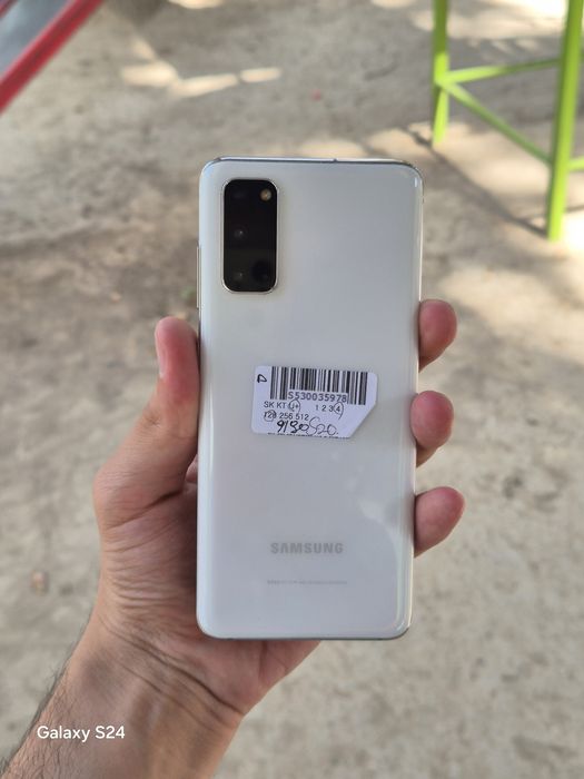 Samsung Galaxy S20 110$