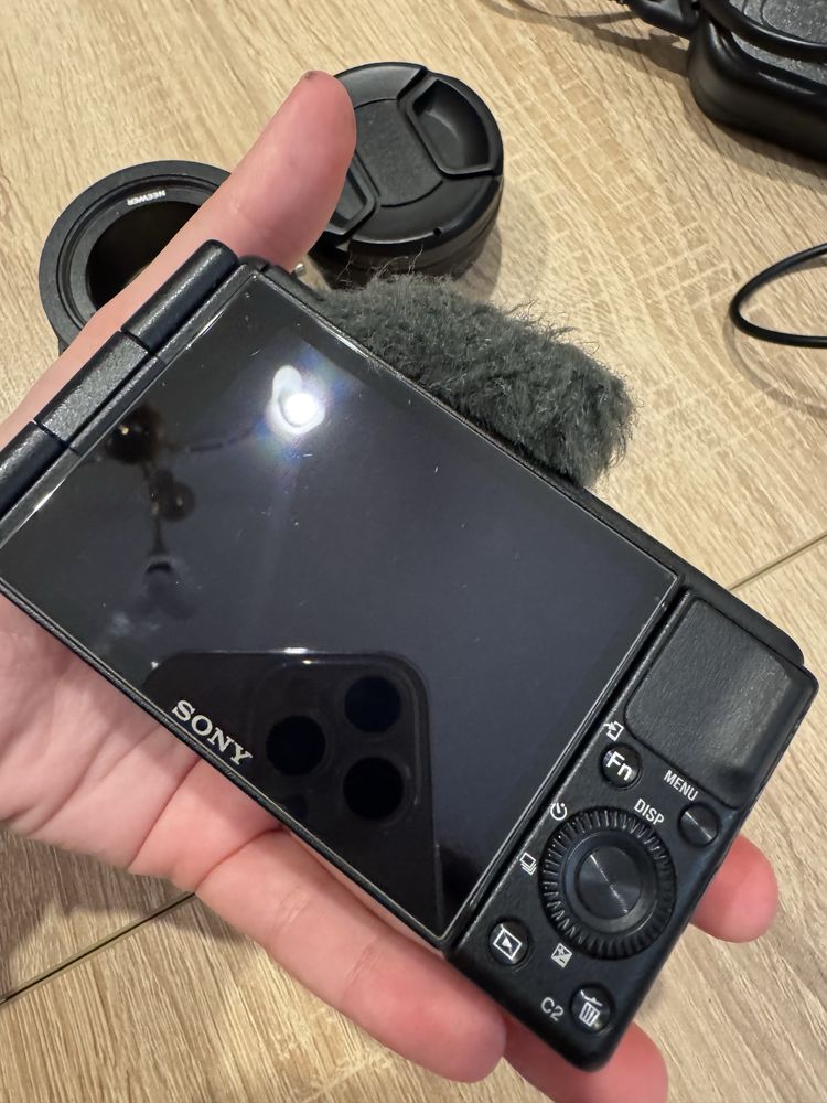 Sony zv 1 камера + аксесоари