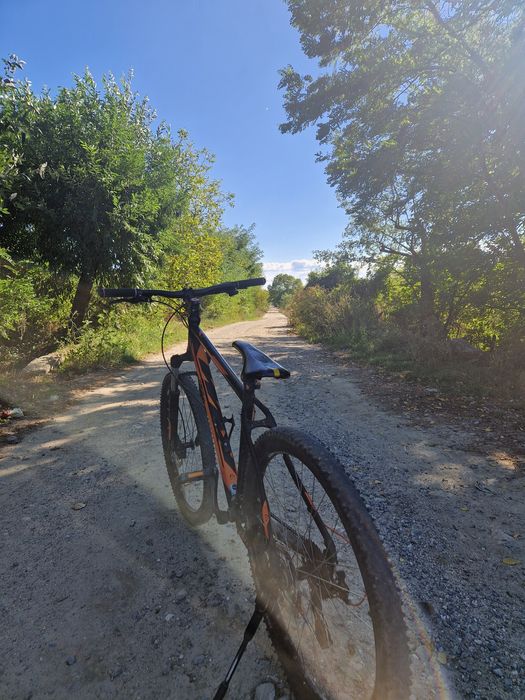 Vând bicicleta ktm cu insigna BMW originala sau schimb cu atv