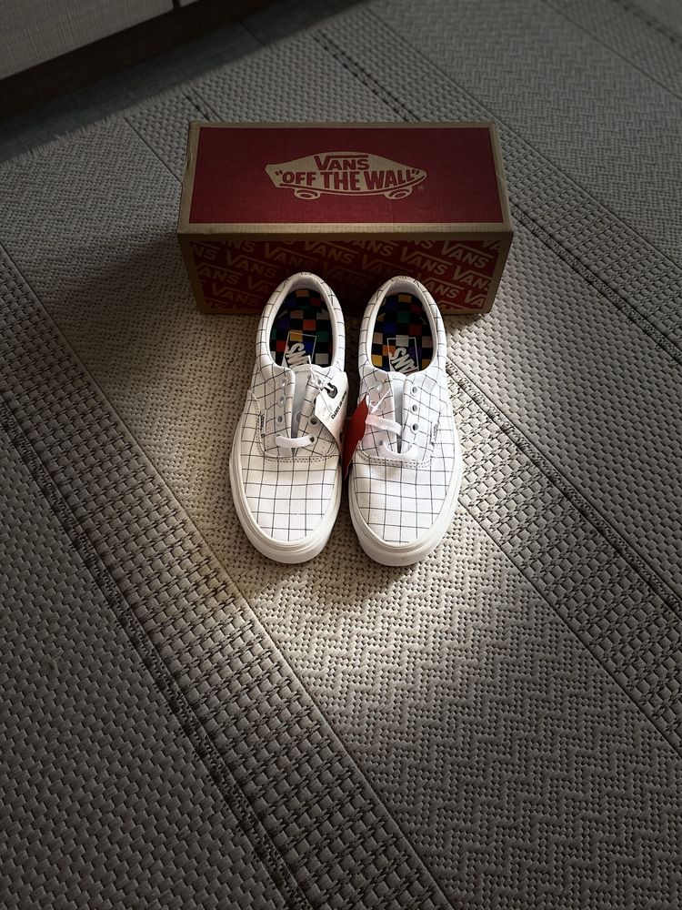 Нови Vans off the Wall, Era, U-Color, номер 35