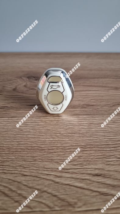 Силиконов кейс за ключ на БМВ/BMW Ромбоид бял
