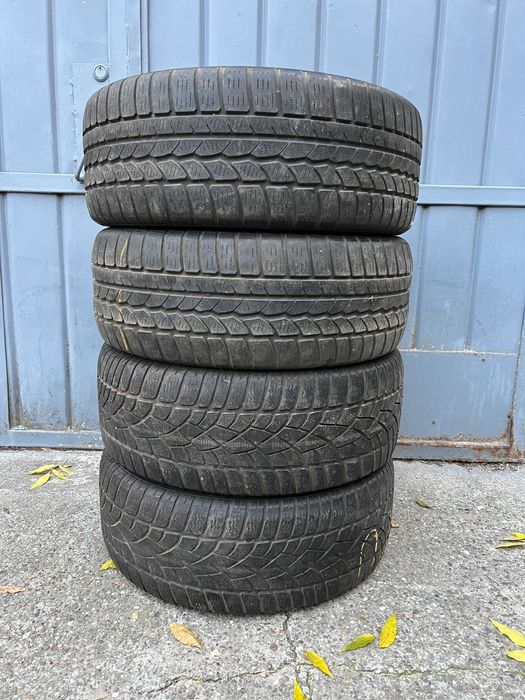 4 Anvelope iarna 235/55 R17 2 x Continental si 2 x Dunlop