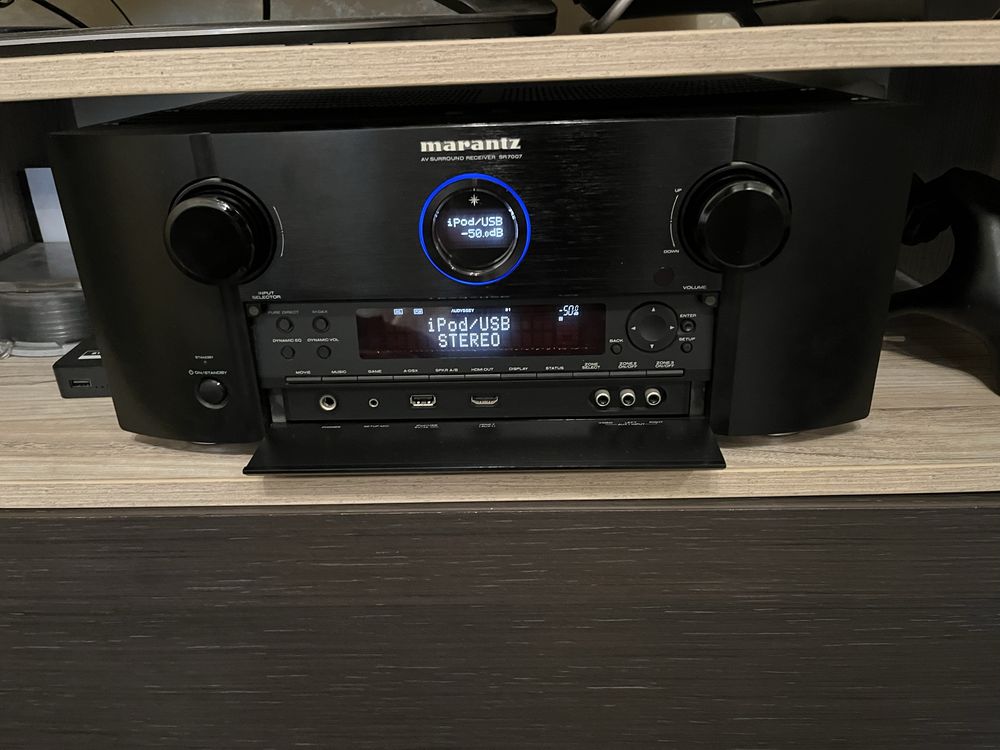 Marantz SR7007.