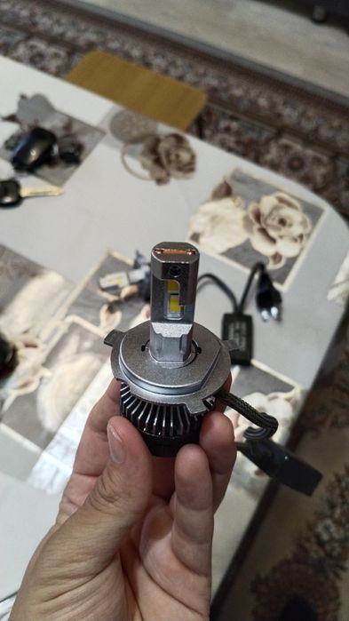 Продам LED H4 Б/У