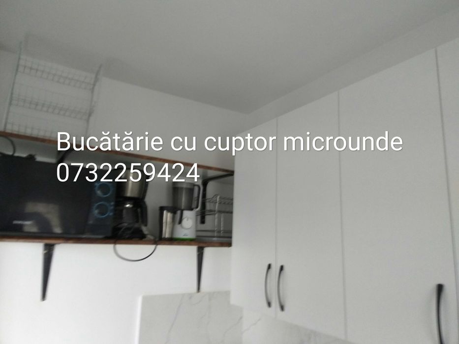 Particular închiriez garsoniera