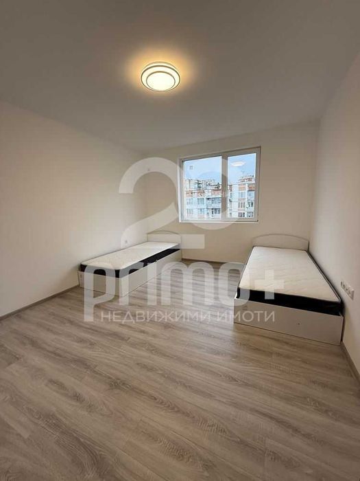 Дава се под наем Тристаен апартамент в Велико Търново, Колю Фичето - 90 кв.м за 459 € - Снимка #7