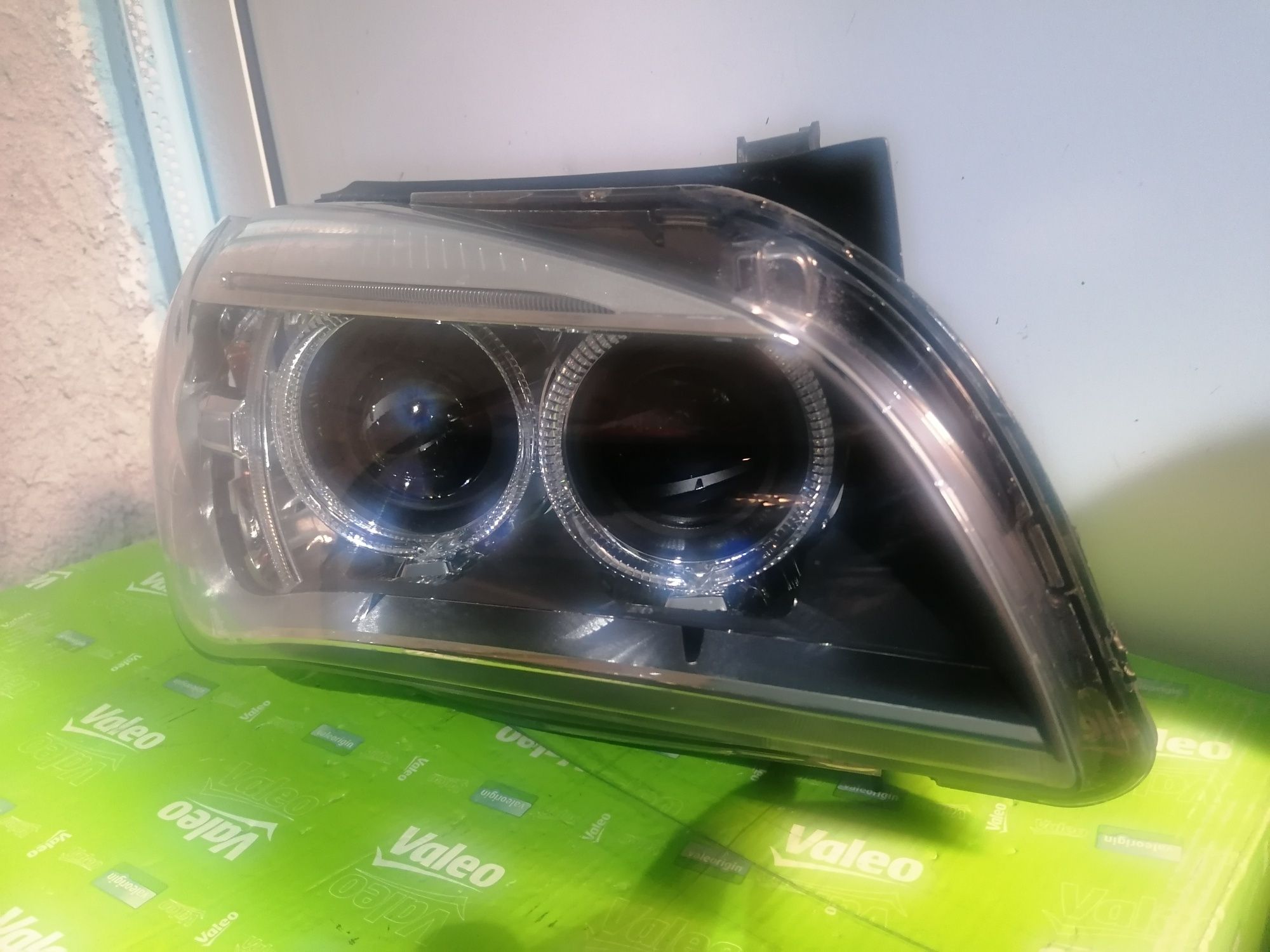 Фар Фарове за БМВ Х1 Е84 / BMW X1 E84 Dynamic Xenon Lci.