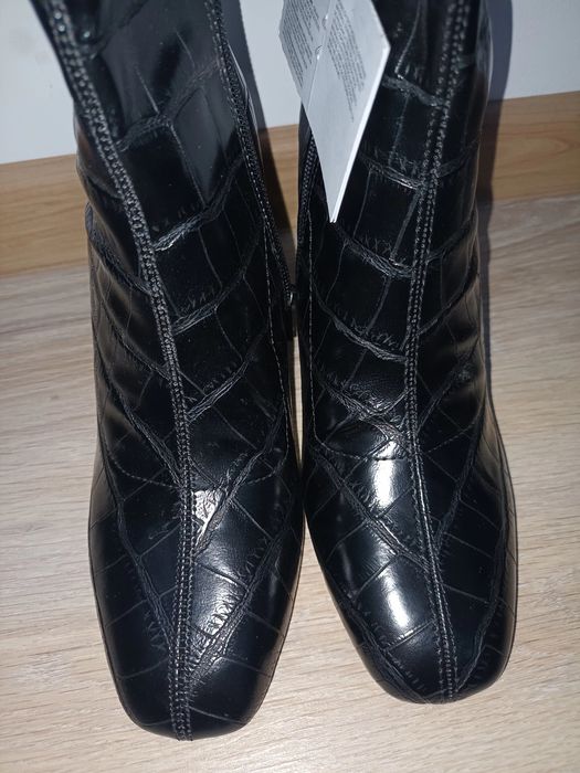 Дамски черни ботуши