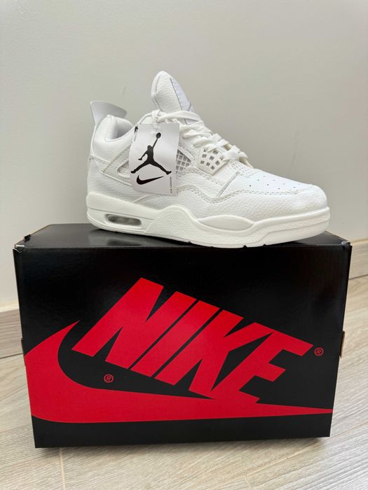 Adidasi AIR JORDAN 4Pure Money, Produs Nou NIKE Full Box Triple White