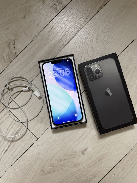 Продам iPhone 13 Pro Max