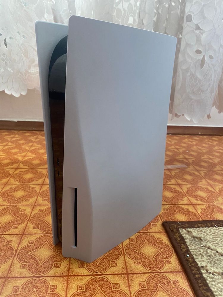Игровая приставка Playstation 5