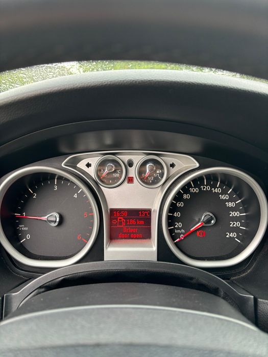 Vand ford focus mk2 1.8tdci.  2008