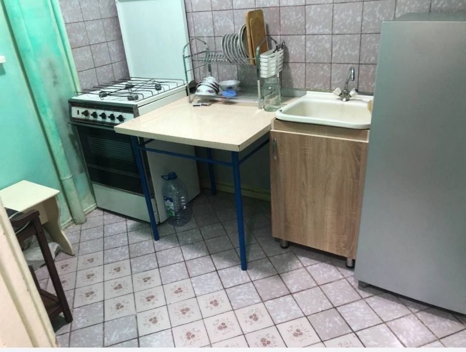 Kivartira bor oqiydigan ishleydigan bollaga