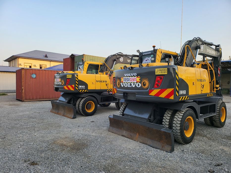 Karea dan Volvo 145 zurlari keldi