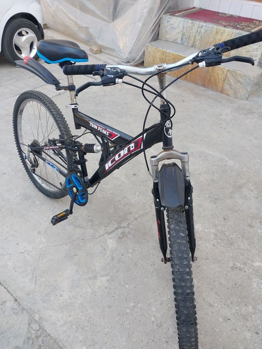 Велик велосипед скоростной 26 корейский почти новые.