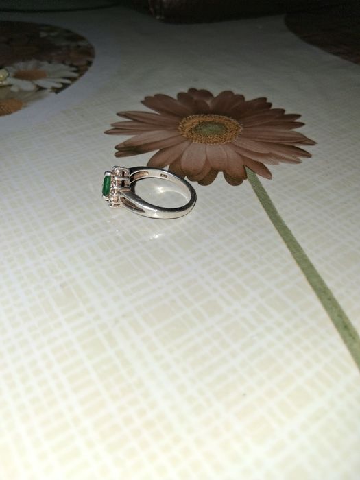 Vând inel din argint