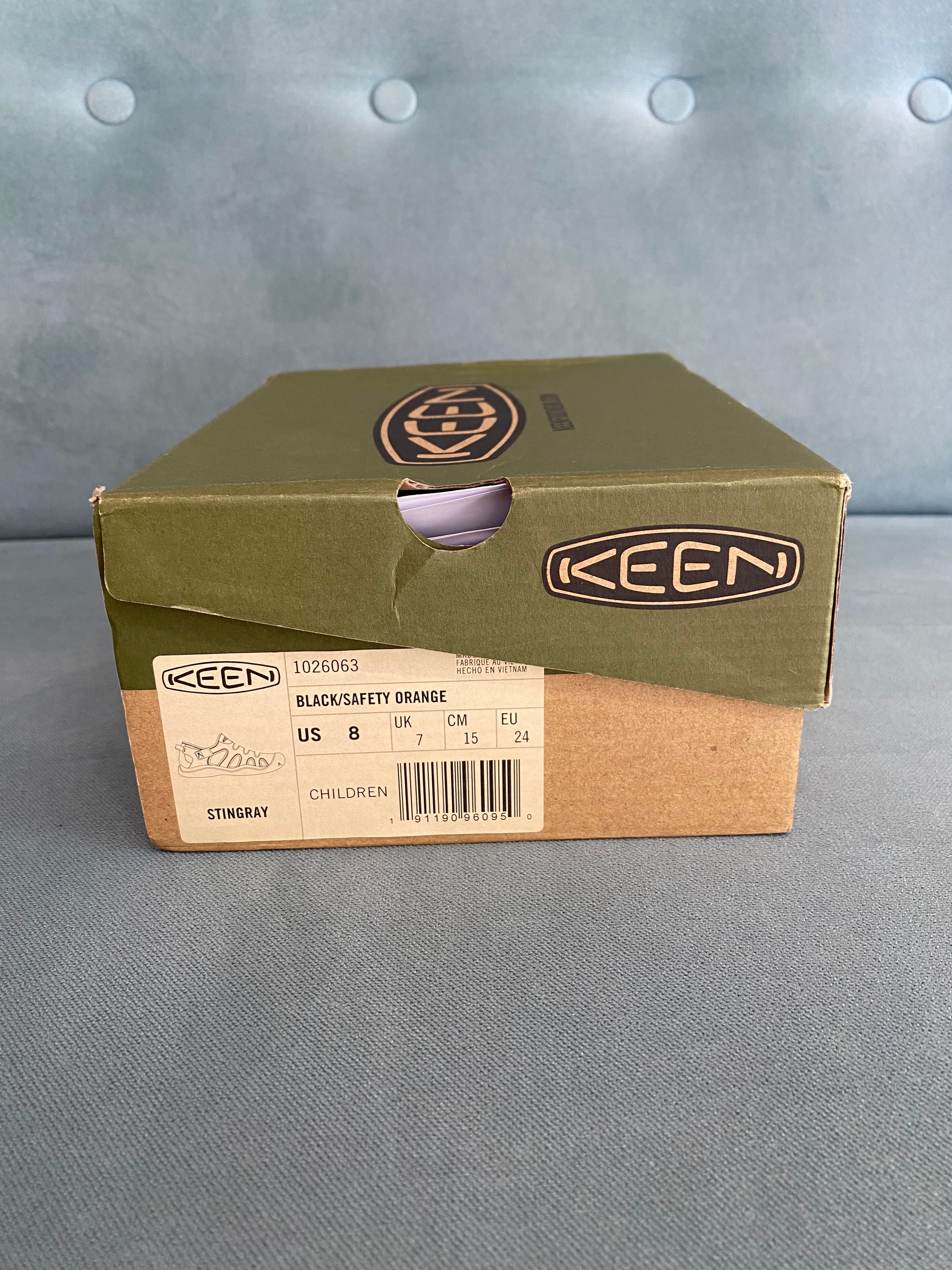 НОВИ сандали Keen