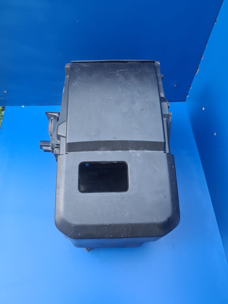Capac/Carcasa baterie Volvo V50/S40/C30, 1.6/2.0 diesel