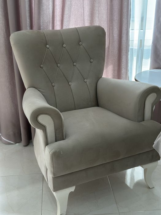 Кресло  бежов цват