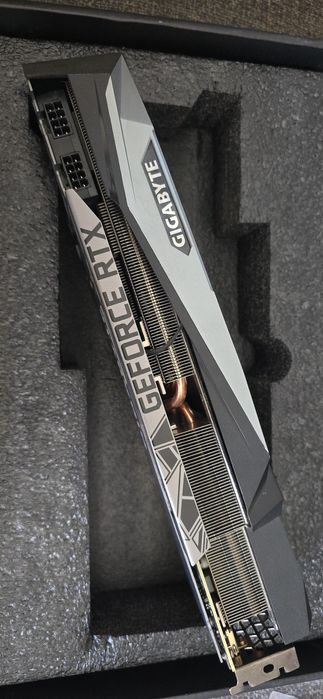 Placa Video Nvidia Rtx 3080 GAMING OC GIGABYTE RGB Garantie