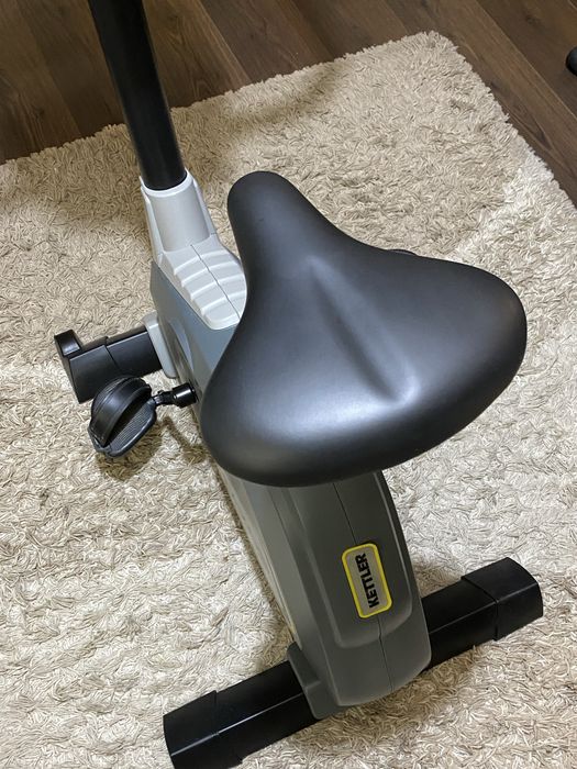 Bicicleta fitness Kettler AXOS Avior M