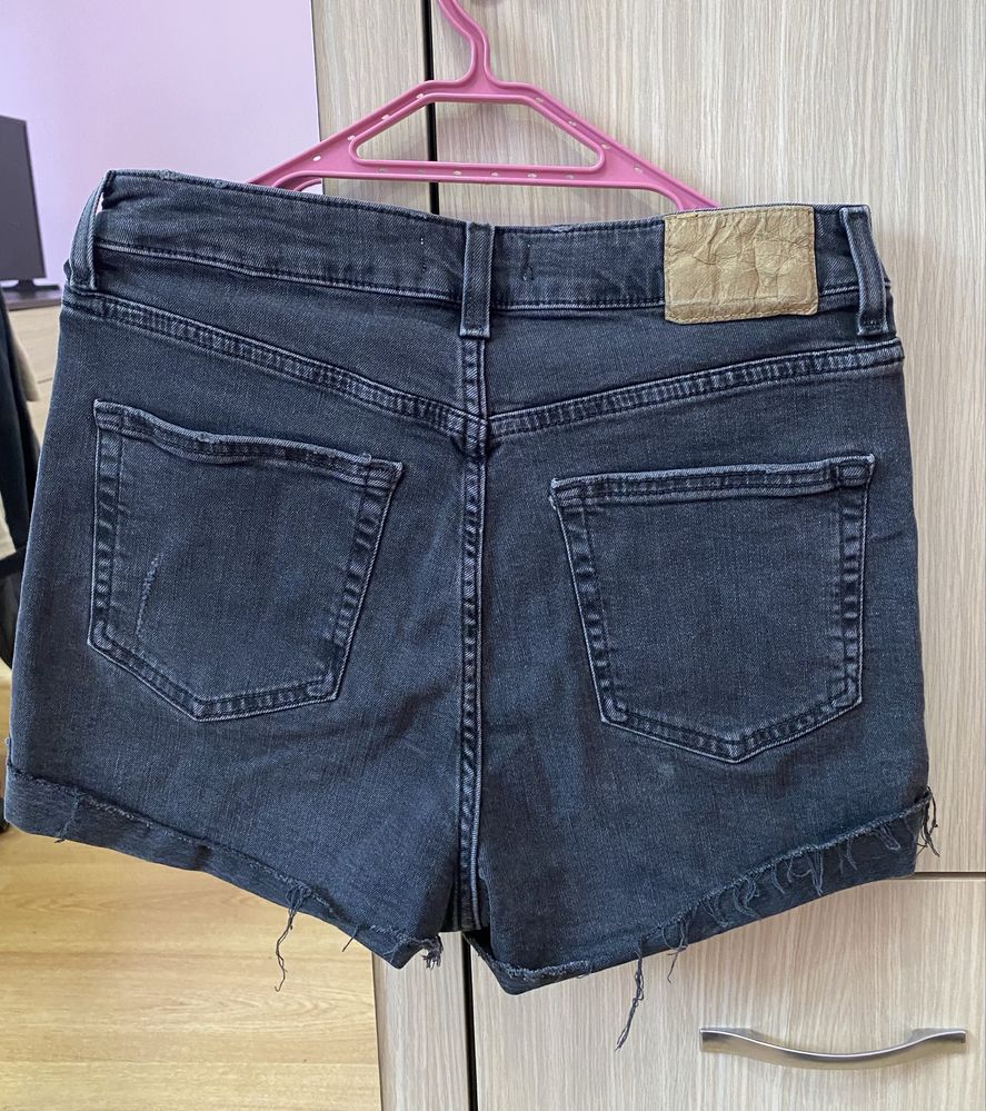 Дънкови къси гащи H&M