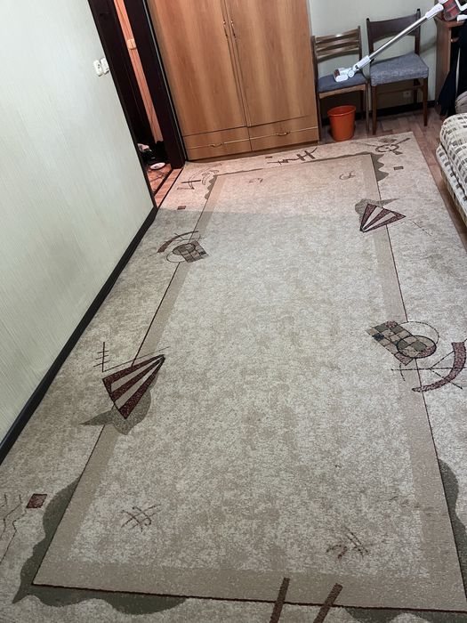 Продам ковер размер 3*4 7000