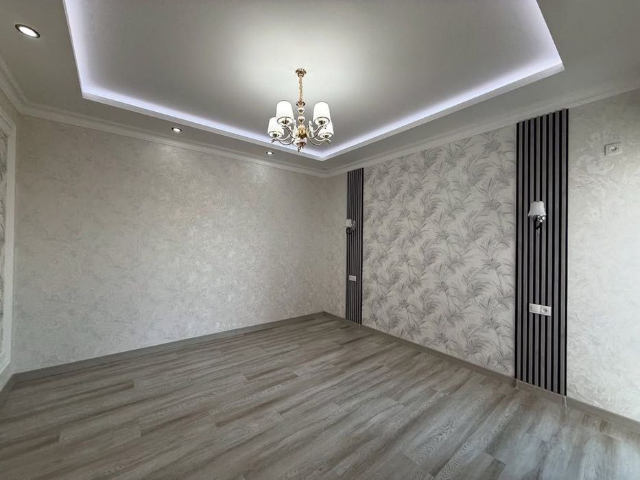 Уч кахрамон постидан 3 км кирганда 6 хонали уй сотилади uch qahramon