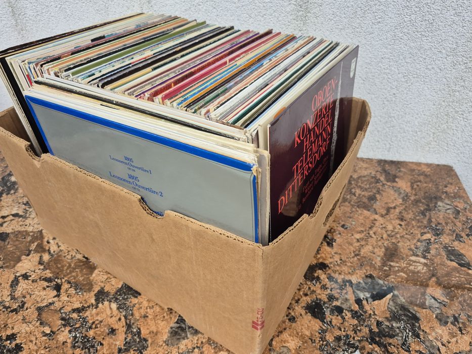 Vând 200LP Discuri Vinil colectie muzica clasică mixta