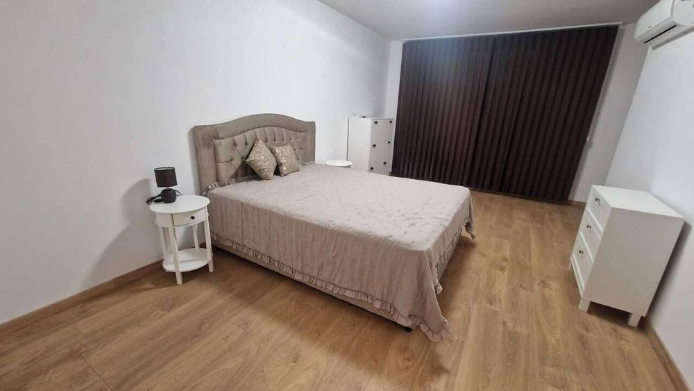 Дава се под наем Тристаен апартамент в Бургас, Сарафово - 125 кв.м за 1275 € - Снимка #3