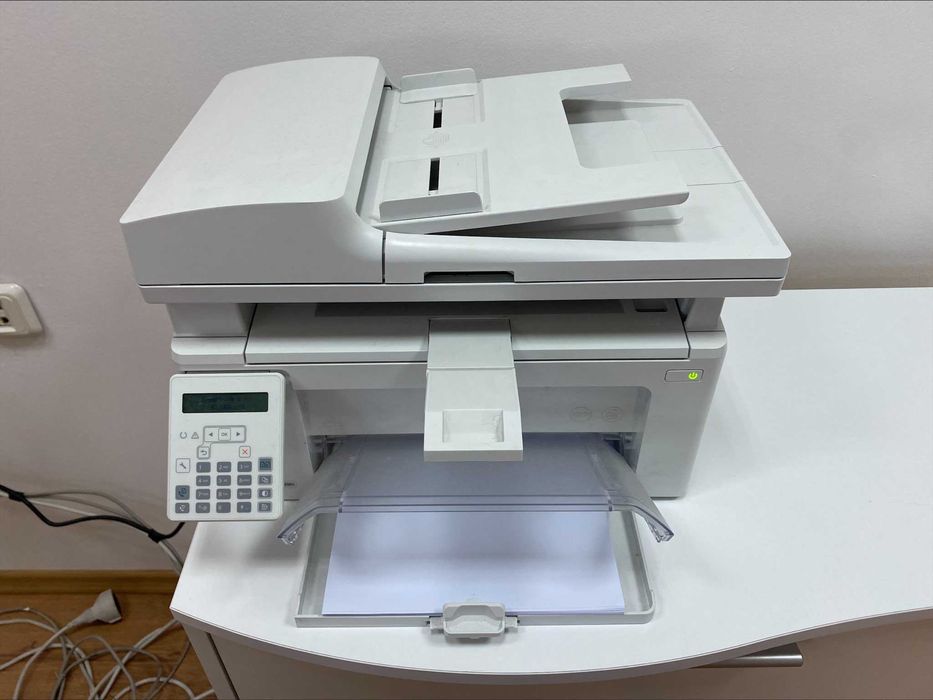 Принтер HP LaserJet Pro M130fn mfp