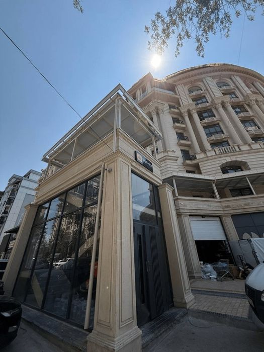 Продается 2 ой этаж под офис