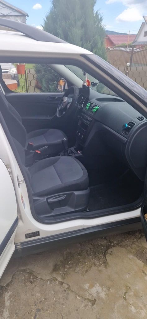 Vând Skoda Yeti 2.0 din 2011