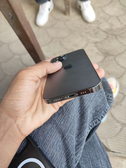 Iphone 12 pro very good condition