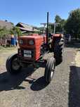 Tractor Universal 600