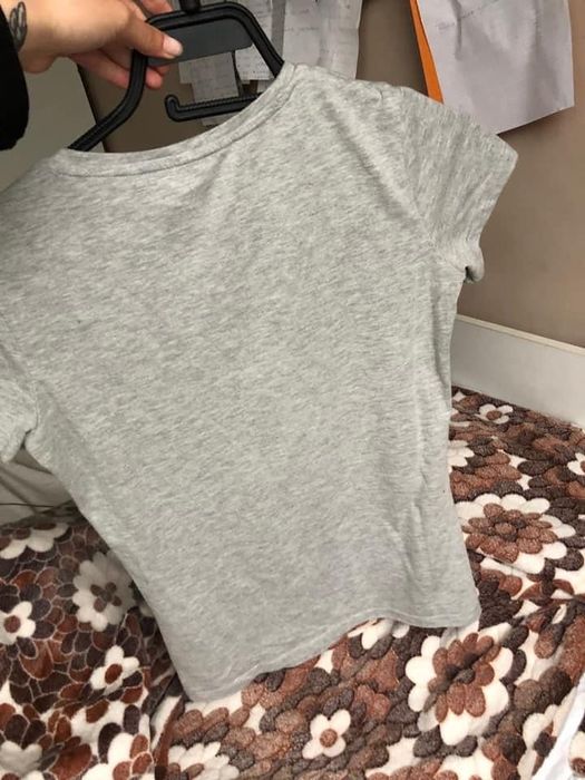 Тениска Guess - нова